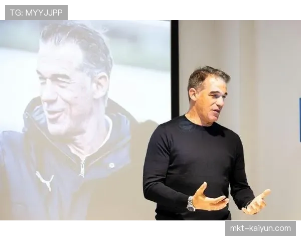 阿拉维斯主帅路易斯-加西亚专访:谈论带领升班马成功保级的秘诀 阿拉维斯主帅路易斯-加西亚专访:谈论带领升班马成功保级的秘诀